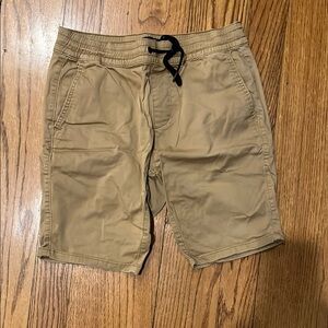 Hollister tan twill jogger Shorts 9 inch inseam with Drawstring men’s small